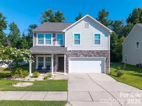 2628 Courtland Dr, Clover, SC 29710