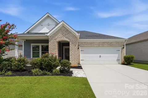9423 Festival Way, Charlotte, NC 28215