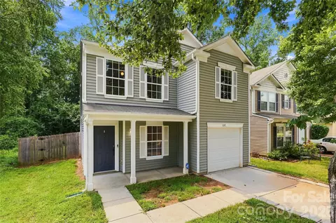 1132 New Day Ct, Charlotte, NC 28215