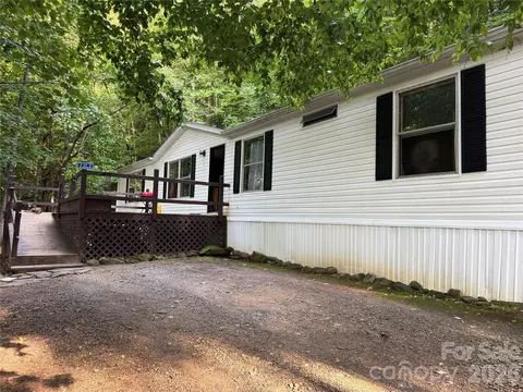 261 Warren Creek Rd, Candler, NC 28715