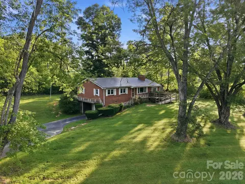 28 R And K Dr, Waynesville, NC 28786