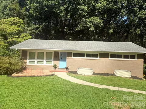 6240 Candlewood Dr, Charlotte, NC 28210