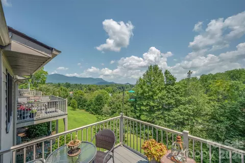 Exterior - 77 Chestnut 305 St #305, Tryon, NC 28782 photo 4 of 6