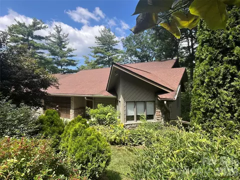 2902 Timber Trl # -A, Asheville, NC 28804