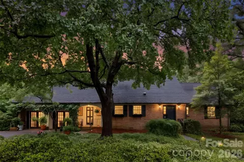 3110 Robinwood Rd, Gastonia, NC 28054