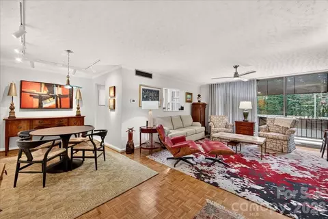 1300 Queens 209 Rd #209, Charlotte, NC 28207