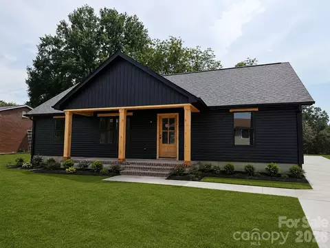 304 Garden E St E, Landis, NC 28088
