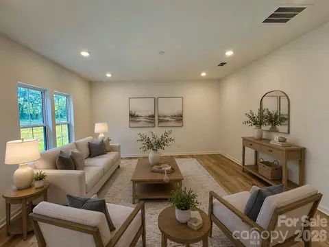 Living - 1570 Solitude Ct, Kannapolis, NC 28081 photo 2 of 5