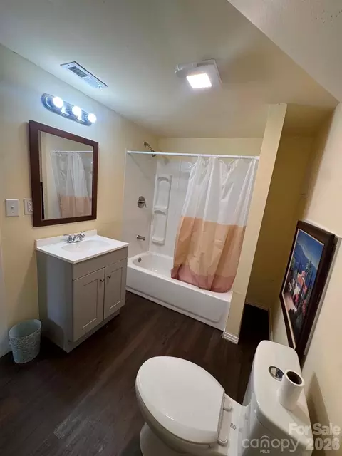 Bath - 115 Robert Dr, State Road, NC 28676 photo 1 of 2