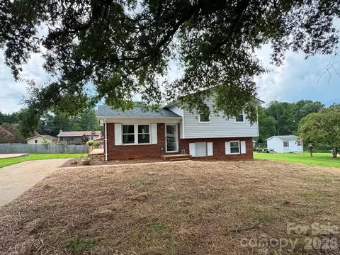 Other - 115 Robert Dr, State Road, NC 28676 photo 2 of 9