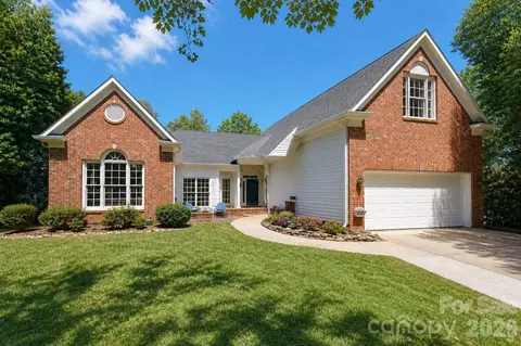 5508 Tullamore Ln, Charlotte, NC 28269