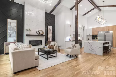 809 Crater St, Charlotte, NC 28205