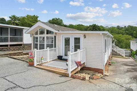 113 Dare Ln, New London, NC 28127