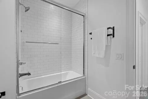 Bath - 19608 Olde Spring Ct, Cornelius, NC 28031 photo 8 of 8