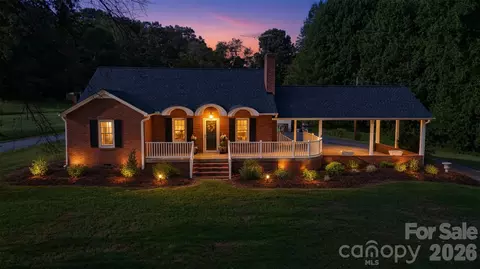 2430 Hwy 6490 W, Taylorsville, NC 28681