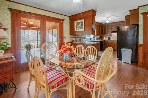 Dining - 3817 Stack Rd, Monroe, NC 28112 photo 2 of 4