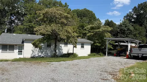209 Auten Cir, Mount Holly, NC 28120