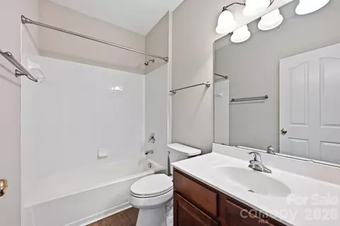 Bath - 16648 E Amberside Rd, Cornelius, NC 28031 photo 1 of 4