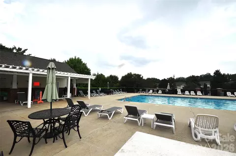 Exterior - 16648 E Amberside Rd, Cornelius, NC 28031 photo 5 of 8