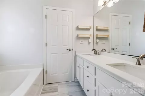 Bath - 4408 Chatterleigh Dr, Monroe, NC 28110 photo 4 of 4