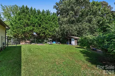 Exterior - 808 E Chestnut St, Stanley, NC 28164 photo 7 of 7