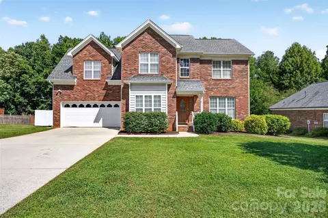 4700 Lenden Hall Ct, Gastonia, NC 28056