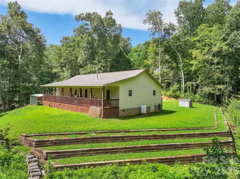 Exterior - 247 Poker Branch Rd, Sylva, NC 28779 photo 2 of 8