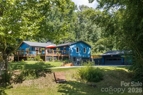 234 Carnelian Dr, Fletcher, NC 28732