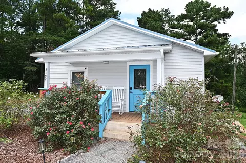 Exterior - 3392 Pearidge Rd, Bostic, NC 28018 photo 6 of 15