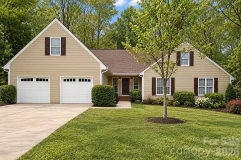 235 Withershinn Dr, Charlotte, NC 28262