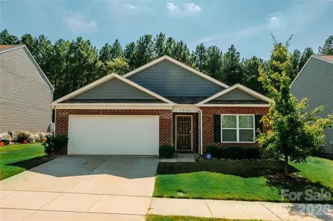 2880 Sherrills Stream Dr, Sherrills Ford, NC 28673