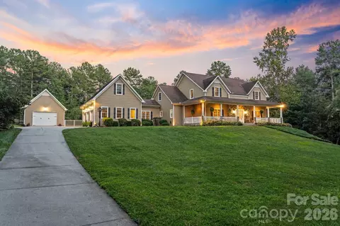 207 Lake Front Dr, Connelly Springs, NC 28612