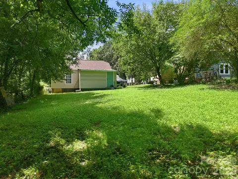 Exterior - 315 Pineview St, Kannapolis, NC 28083 photo 7 of 11