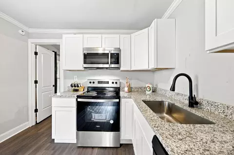 Kitchen - 315 Pineview St, Kannapolis, NC 28083 photo 3 of 3
