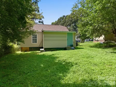 Exterior - 315 Pineview St, Kannapolis, NC 28083 photo 9 of 11
