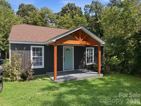 Exterior - 315 Pineview St, Kannapolis, NC 28083 photo 3 of 11