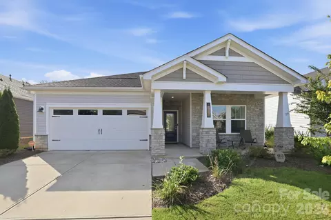 9113 Myrna Dr, Gastonia, NC 28056