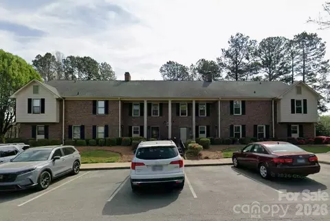 813 Jamestown 6 Dr #6, Gastonia, NC 28056