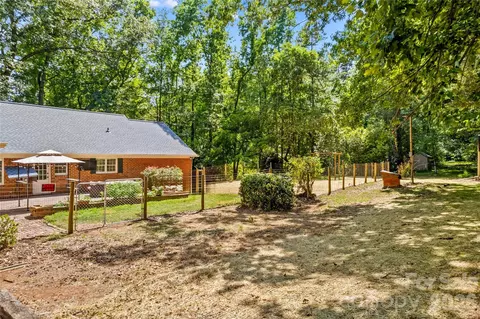 Exterior - 150 Kent Rd, Salisbury, NC 28147 photo 5 of 9