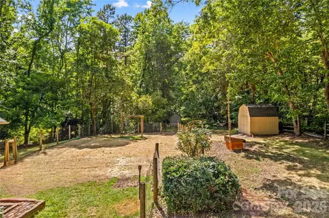 Exterior - 150 Kent Rd, Salisbury, NC 28147 photo 6 of 9
