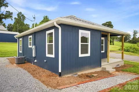 Exterior - 100 Gardner St, Hickory, NC 28601 photo 5 of 5