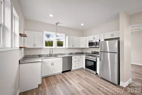 Kitchen - 100 Gardner St, Hickory, NC 28601 photo 1 of 2