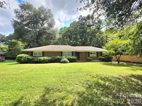 4913 S New Hope Rd, Belmont, NC 28012