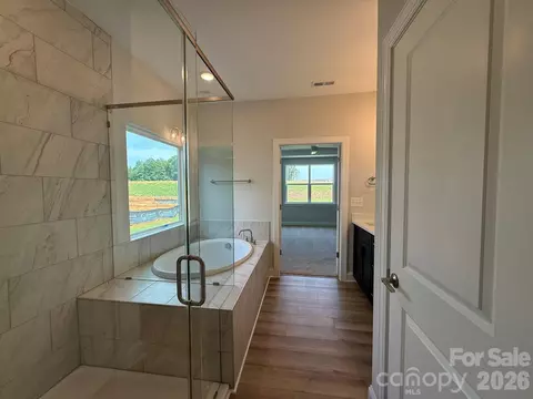 Bath - 4463 Blue Mound Ct, Stanley, NC 28164 photo 2 of 2