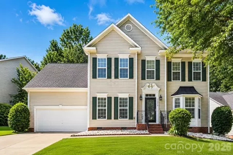 11938 Harmon Ln, Pineville, NC 28134