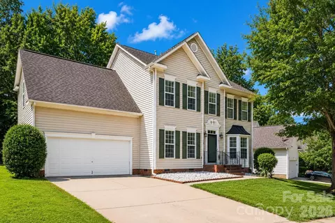 11938 Harmon Ln, Pineville, NC 28134