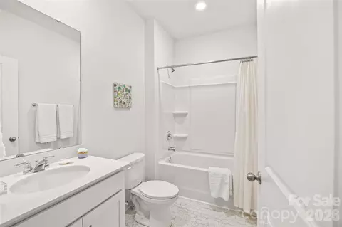 Bath - 2128 Vanderlyn St, Monroe, NC 28112 photo 3 of 3