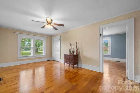 Living - 316 Drexel Rd, Morganton, NC 28655 photo 1 of 3