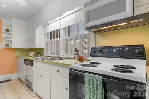 Kitchen - 316 Drexel Rd, Morganton, NC 28655 photo 2 of 3