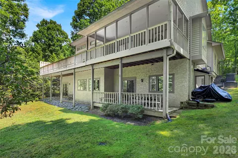 Exterior - 4 Nvya Ct, Brevard, NC 28712 photo 8 of 9
